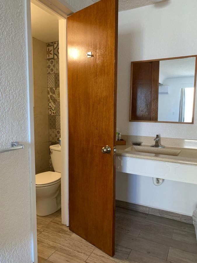 Dali Suites Hotel Tijuana Extérieur photo