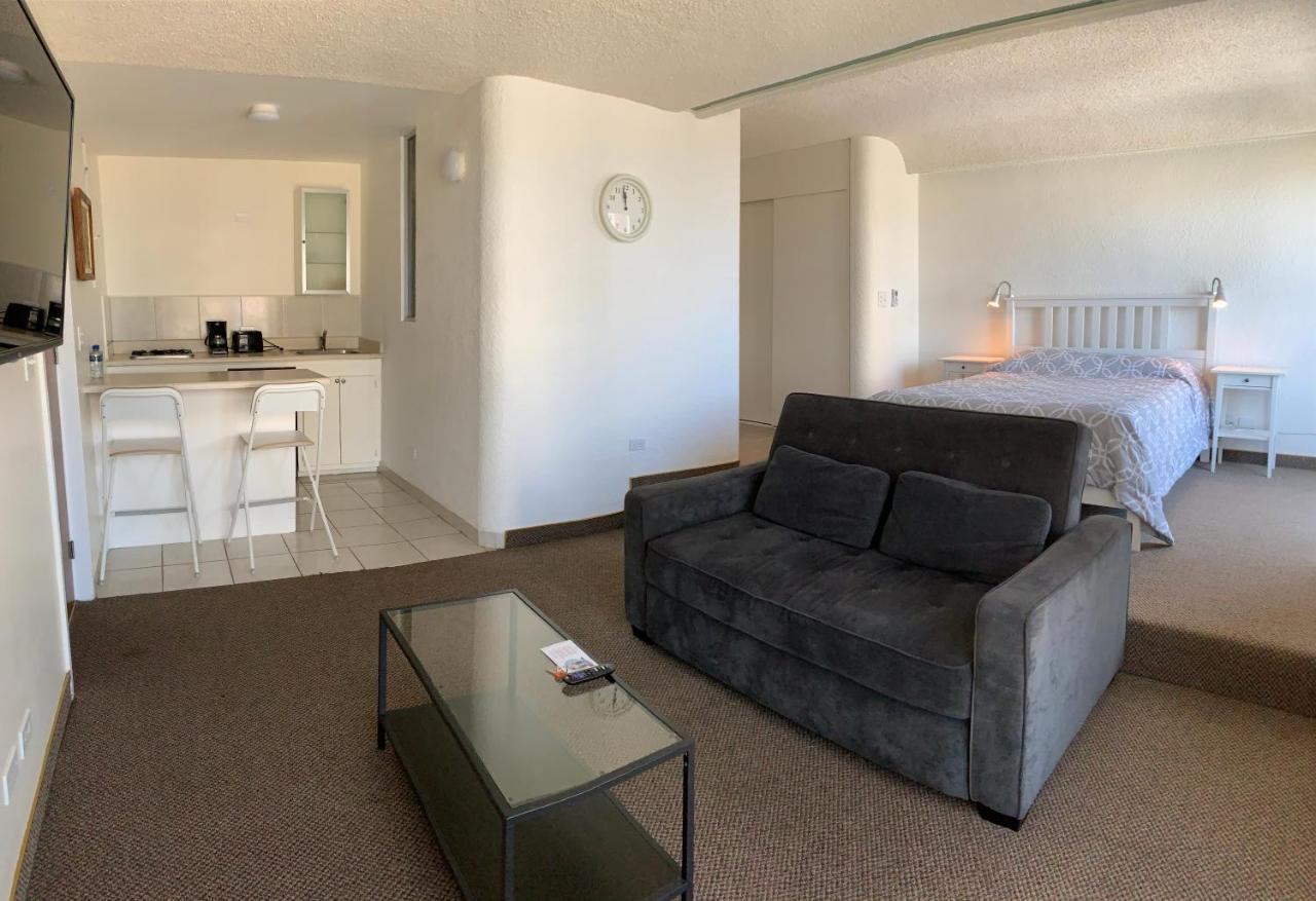 Dali Suites Hotel Tijuana Extérieur photo