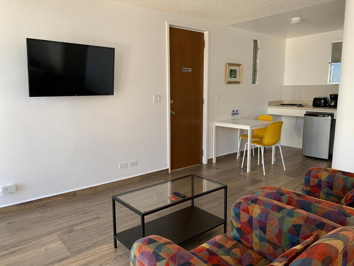Dali Suites Hotel Tijuana Extérieur photo